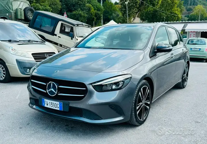 Mercedes-Benz B 180 2019 photo 2