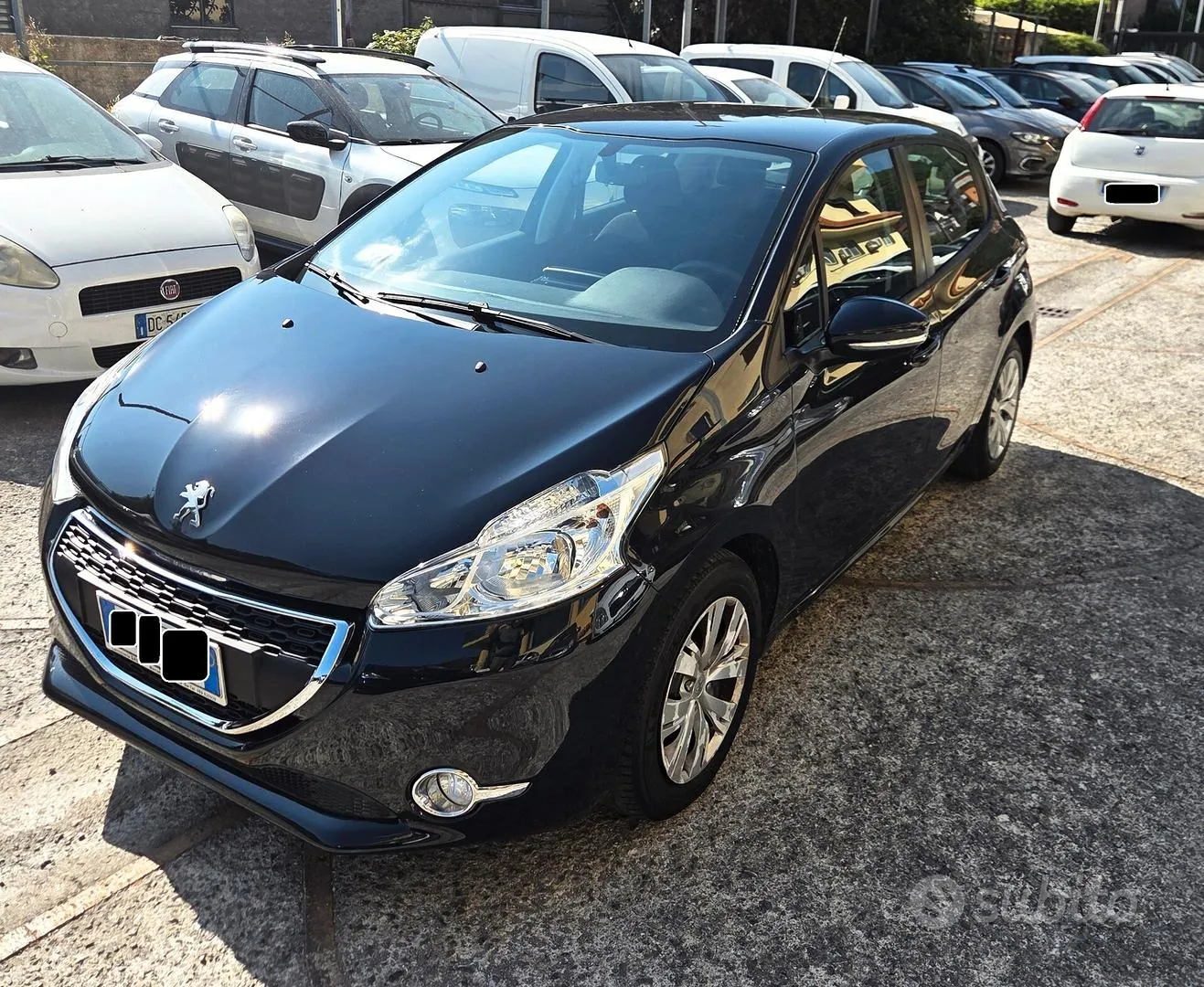 Peugeot 208 2015 photo 3