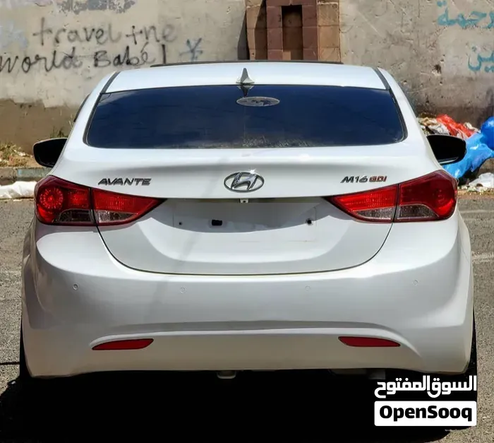 Hyundai Elantra 2012 photo 3