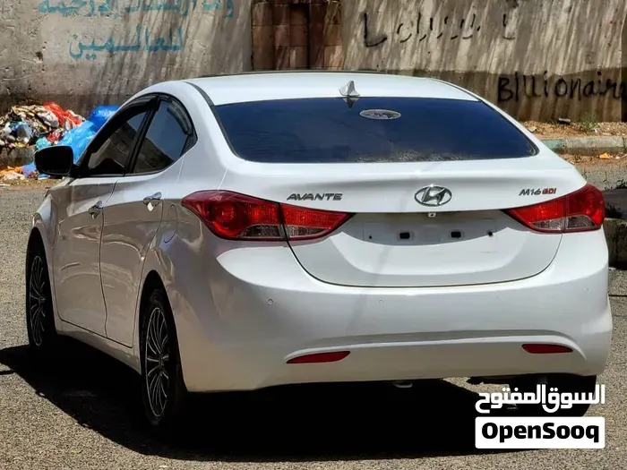 Hyundai Elantra 2012 photo 4