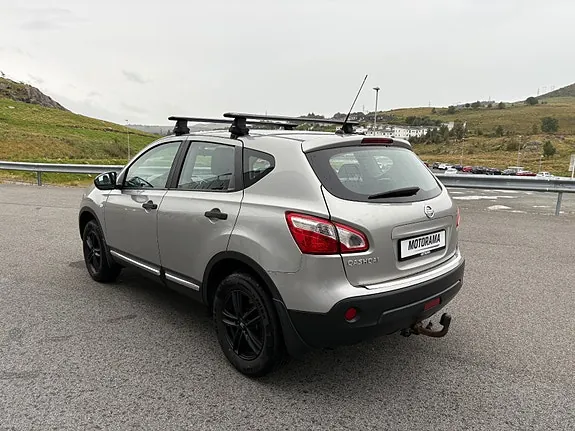 Nissan Qashqai 2010 photo 5