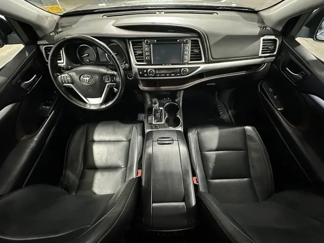 Toyota Highlander 2018 photo 3