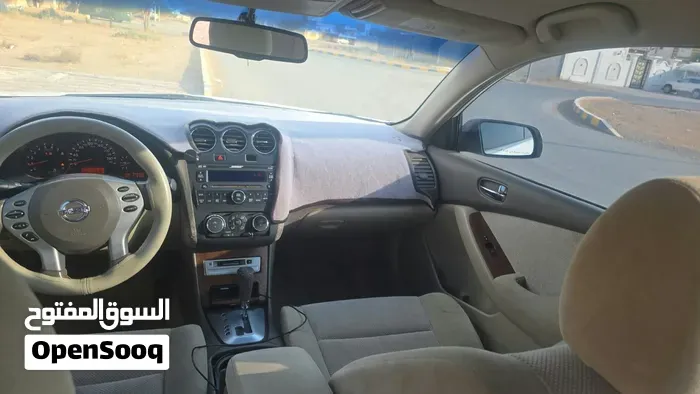 Nissan Altima 2009 photo 4