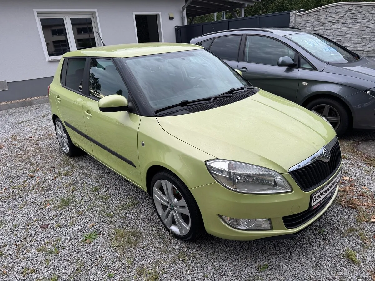Skoda Fabia 2014 photo 4