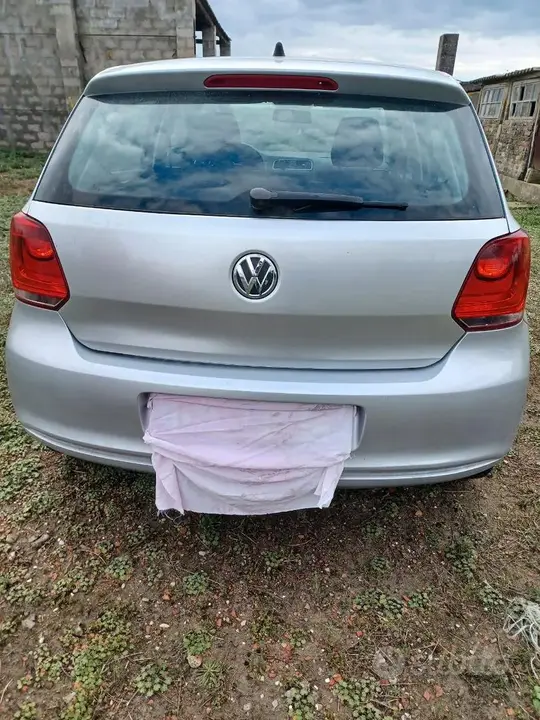 Volkswagen Polo 2009 photo 2