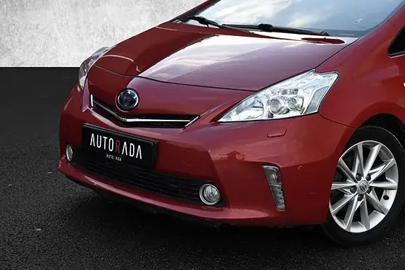 Toyota Prius 2014 photo 2