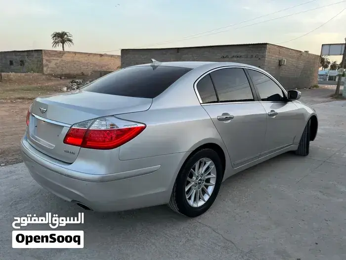 Genesis G80 2010 photo 5