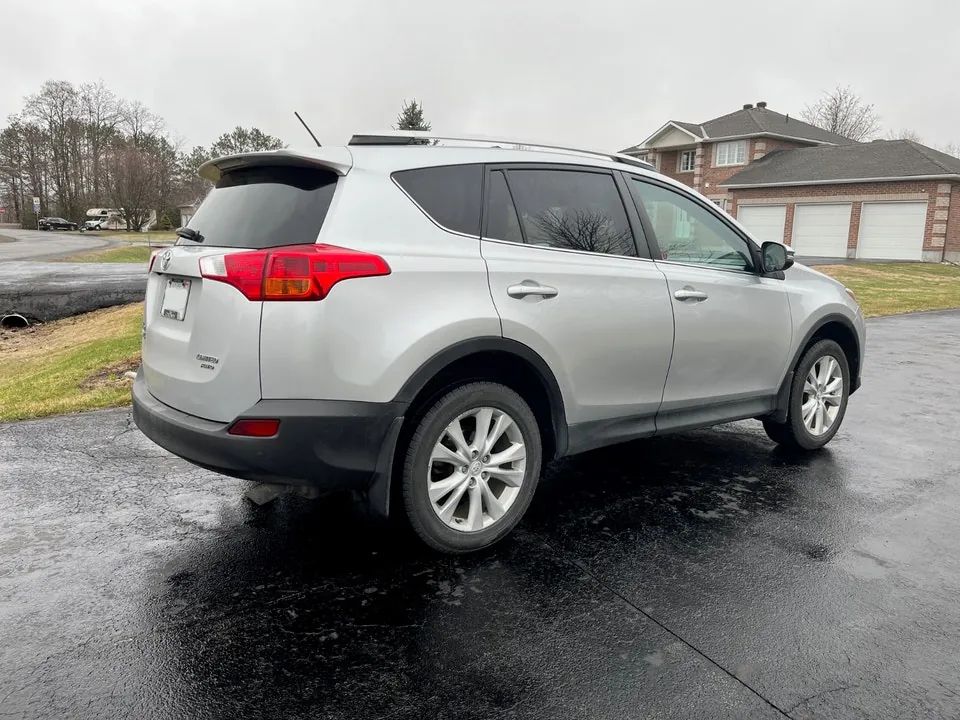 Toyota Rav4 2013 photo 4