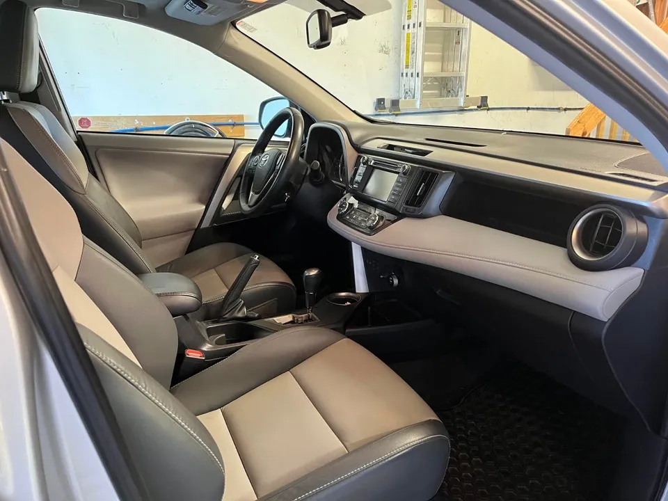 Toyota Rav4 2013 photo 5