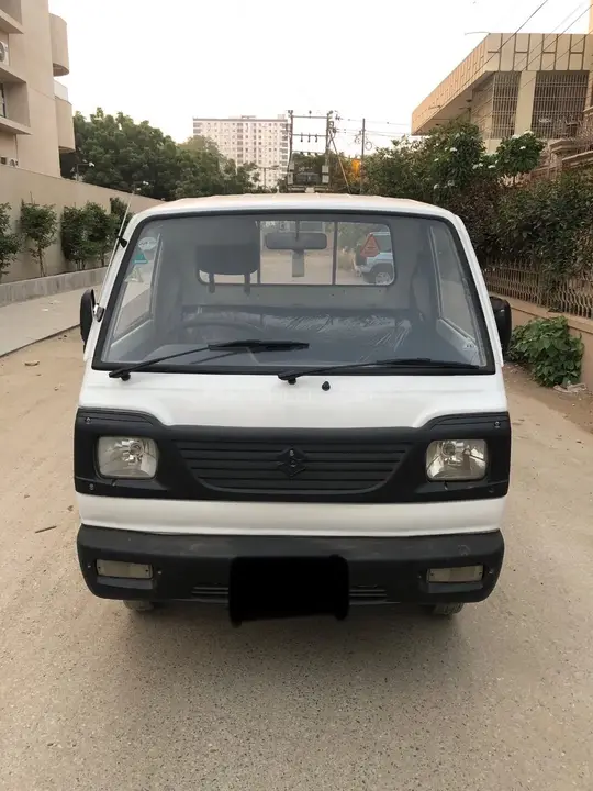 Suzuki Ravi