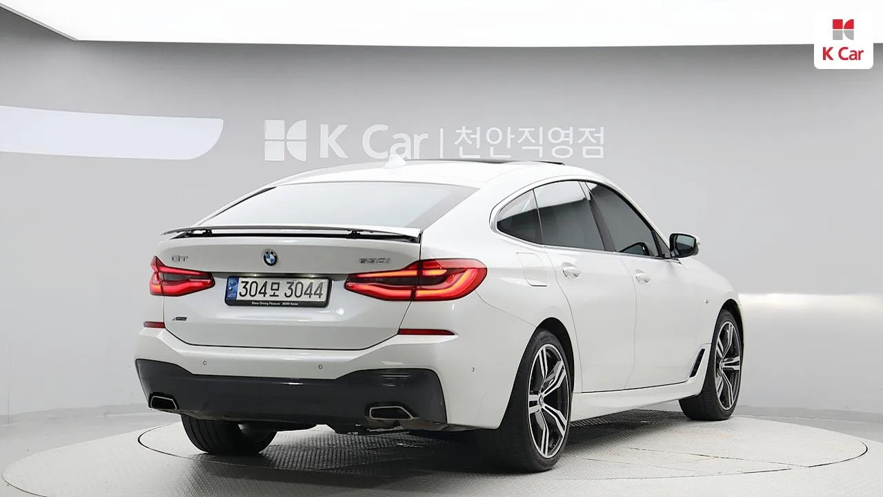 BMW 6 Series Gt 2021 photo 2