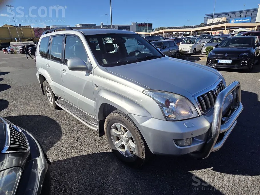 Toyota Land Cruiser 2009 photo 2
