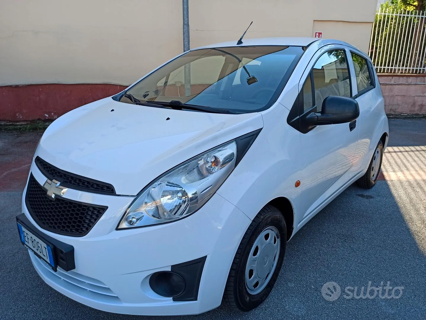 Chevrolet Spark 2010 photo 2