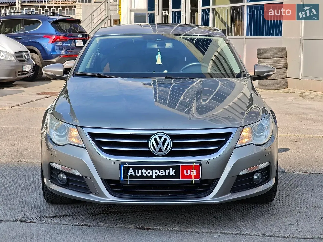 Volkswagen Cc / Passat Cc 2011 photo 2