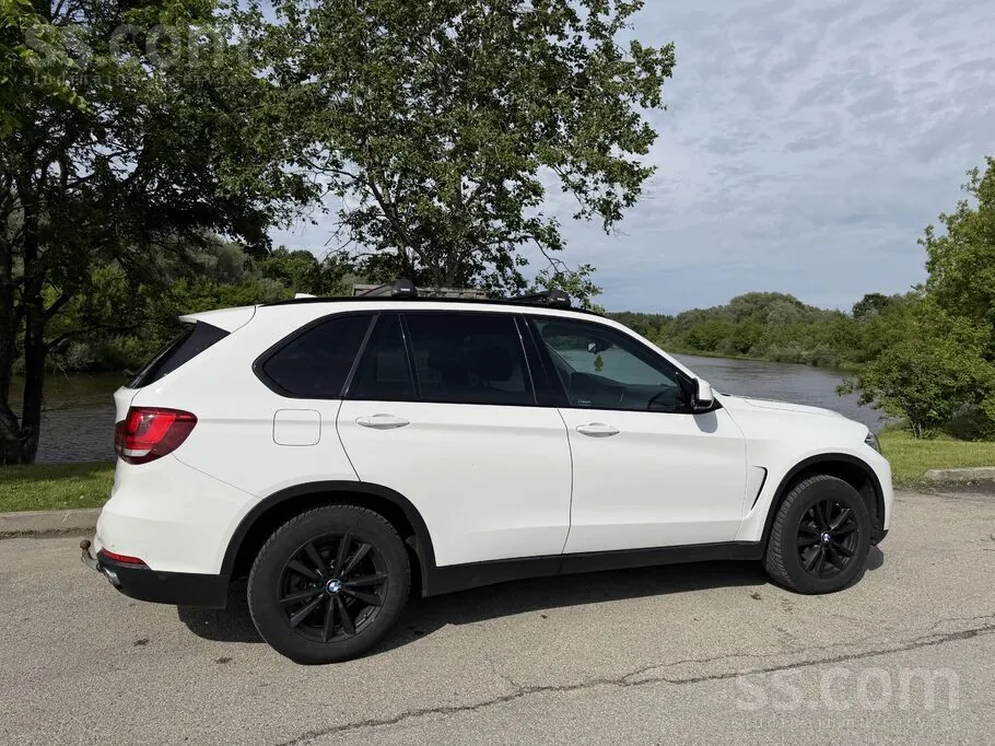 BMW X5 2016 photo 2