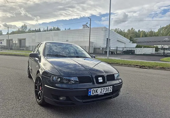 Seat Leon 2001 photo 3