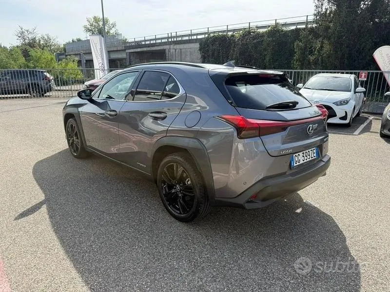 Lexus Ux 2021 photo 4