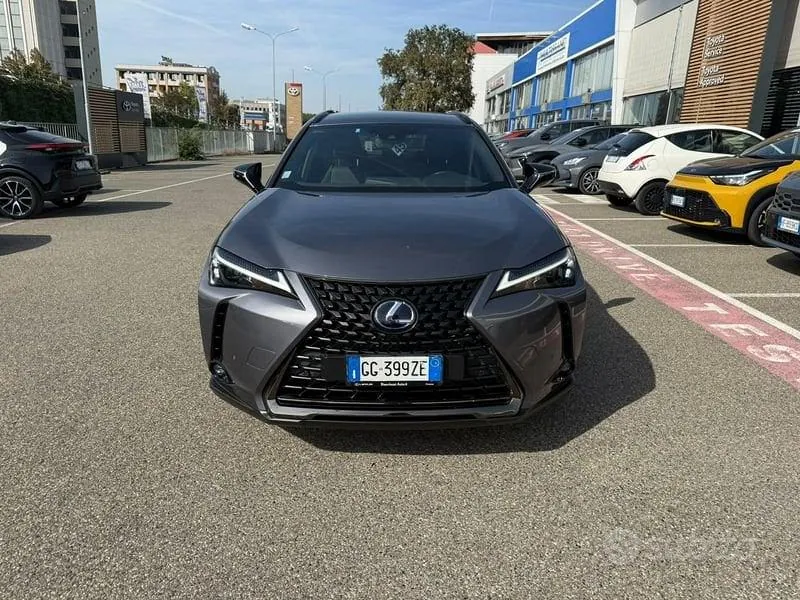 Lexus Ux 2021 photo 3