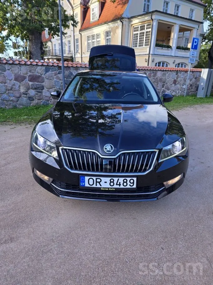 Skoda Superb 2018 photo 4