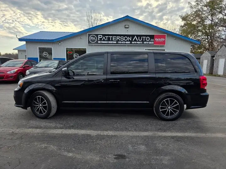 Dodge Grand Caravan 2019 photo 2