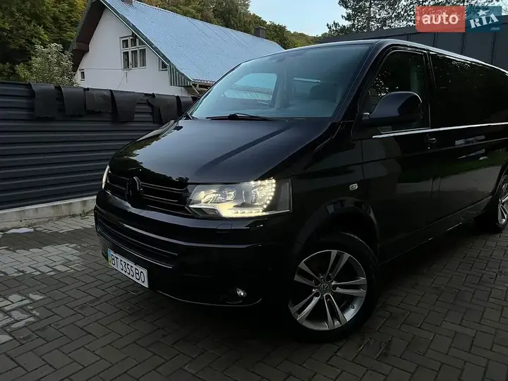 Volkswagen Caravelle 2013 photo 2