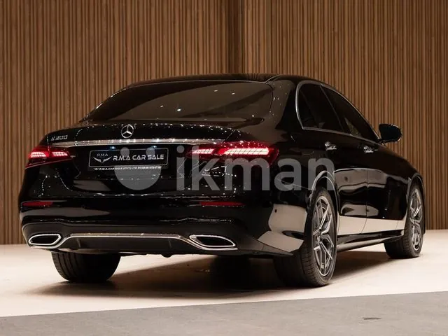 Mercedes-Benz E200 2023 photo 4