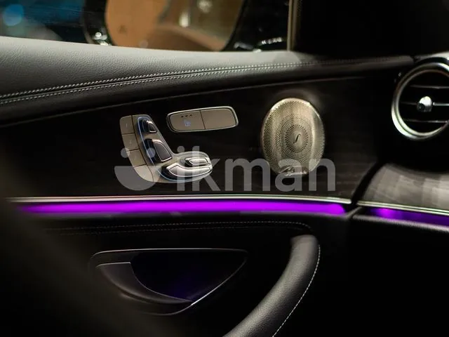Mercedes-Benz E200 2023 photo 3