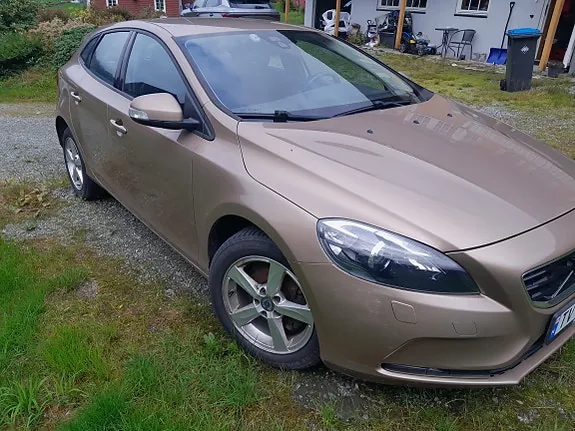 Volvo V40 2016 photo 4