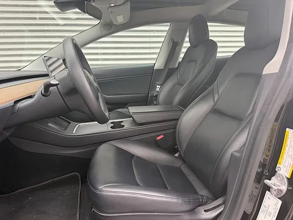 Tesla Model 3 2021 photo 5