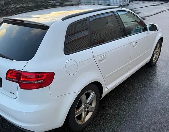 Audi A3 2012 photo 3