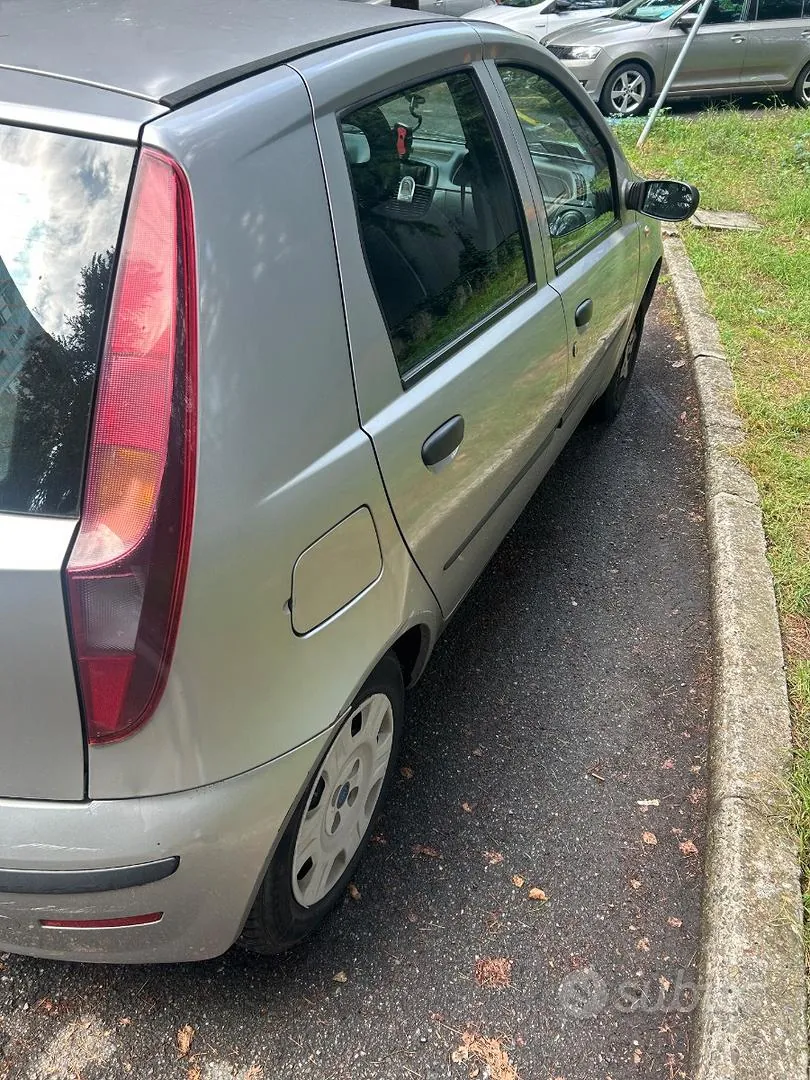 Fiat Punto 2006 photo 3