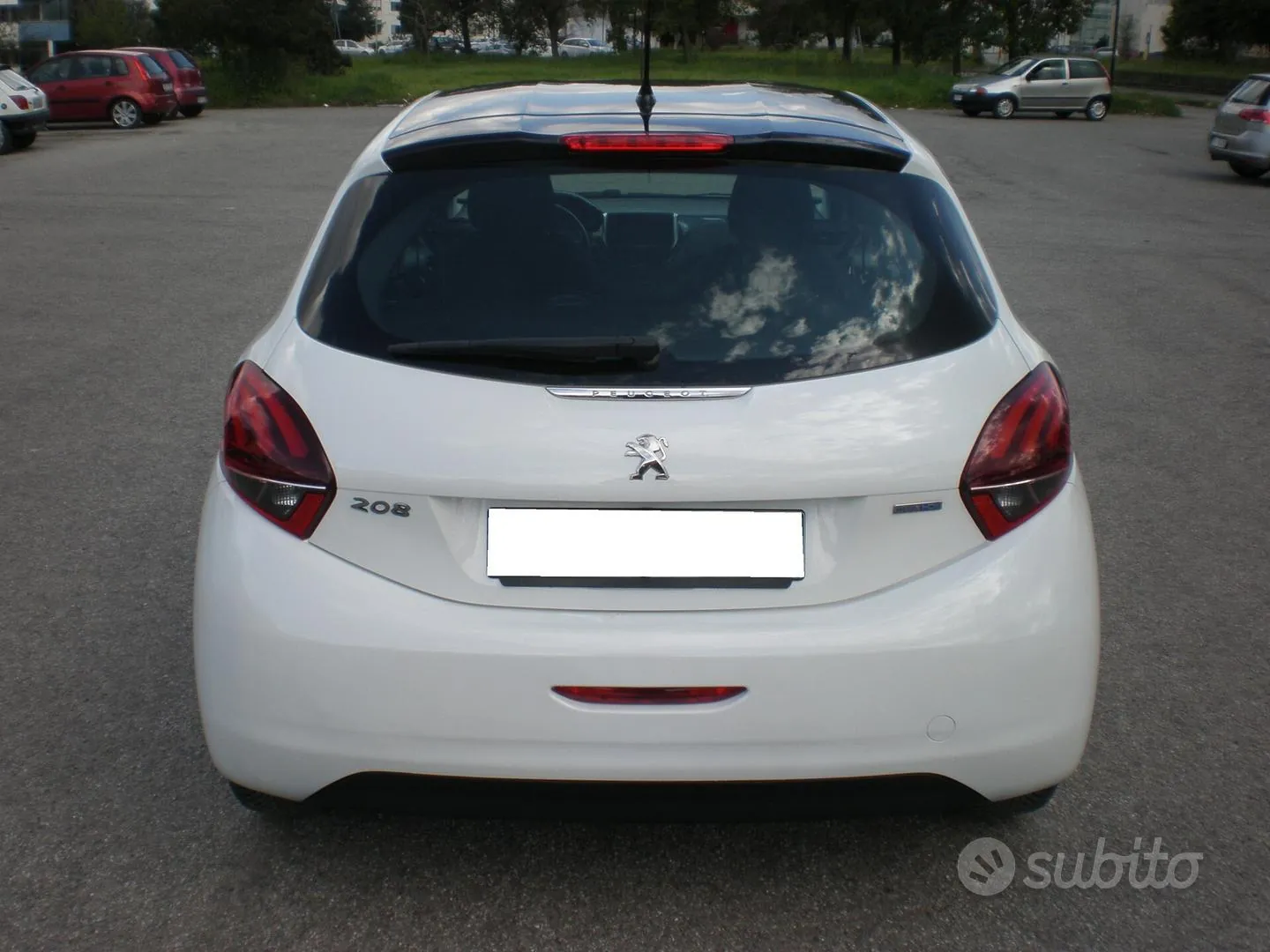 Peugeot 208 2016 photo 3