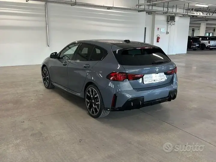 BMW 1 Series 2026 photo 3