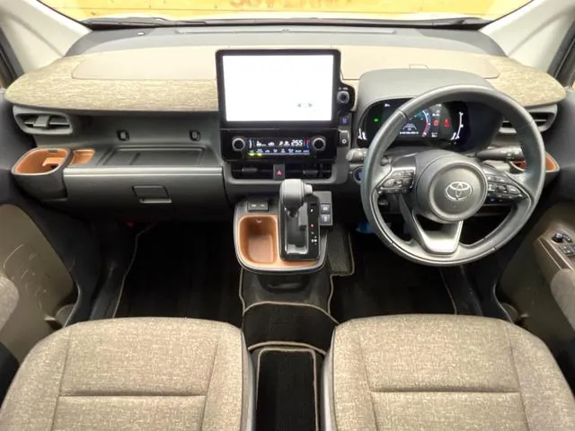 Toyota Sienna Z 2023 photo 2