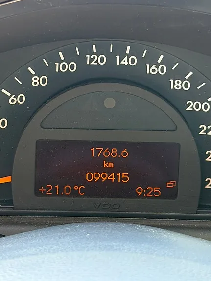 Mercedes-Benz C200 2002 photo 4