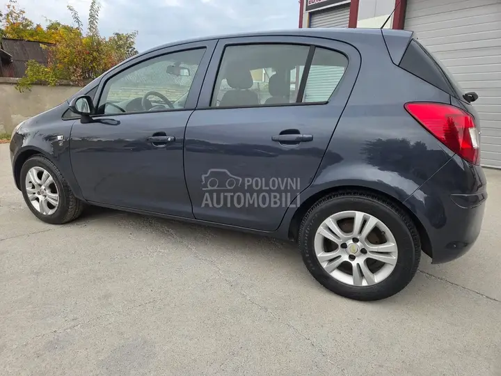 Opel Corsa D 2010 photo 5