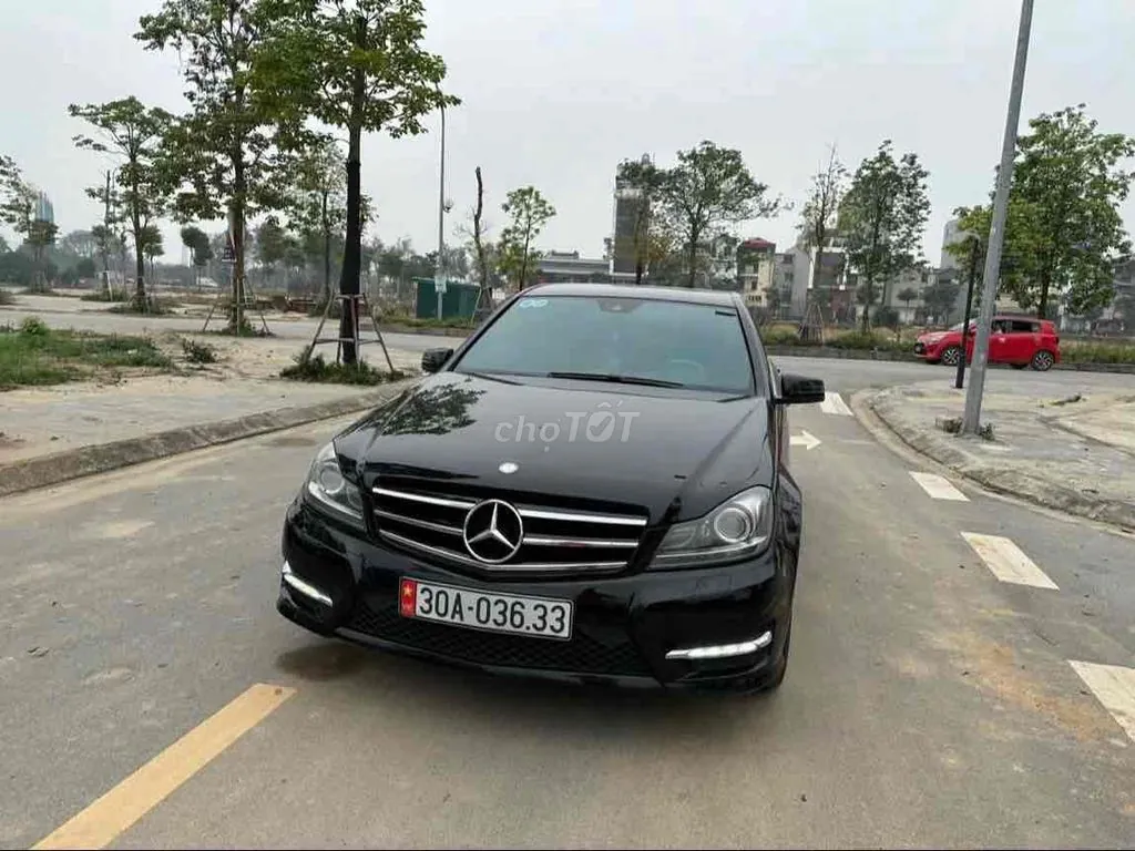Mercedes-Benz C200 2013 photo 3
