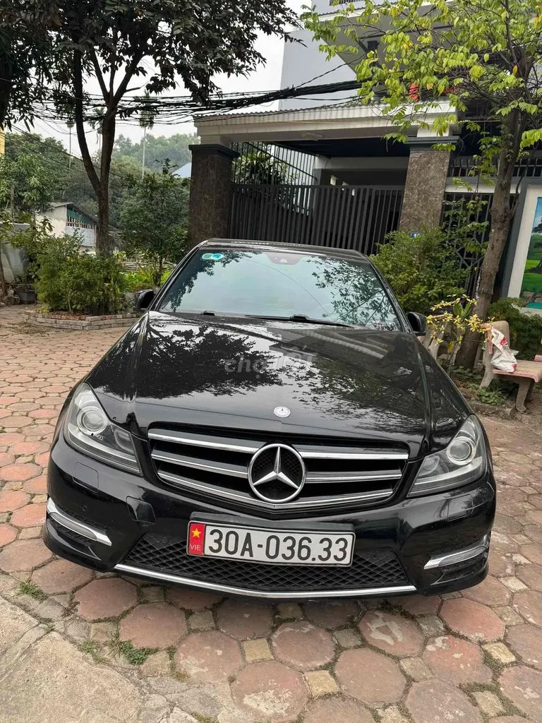 Mercedes-Benz C200