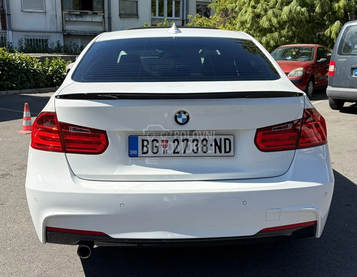 BMW 318 2013 photo 5