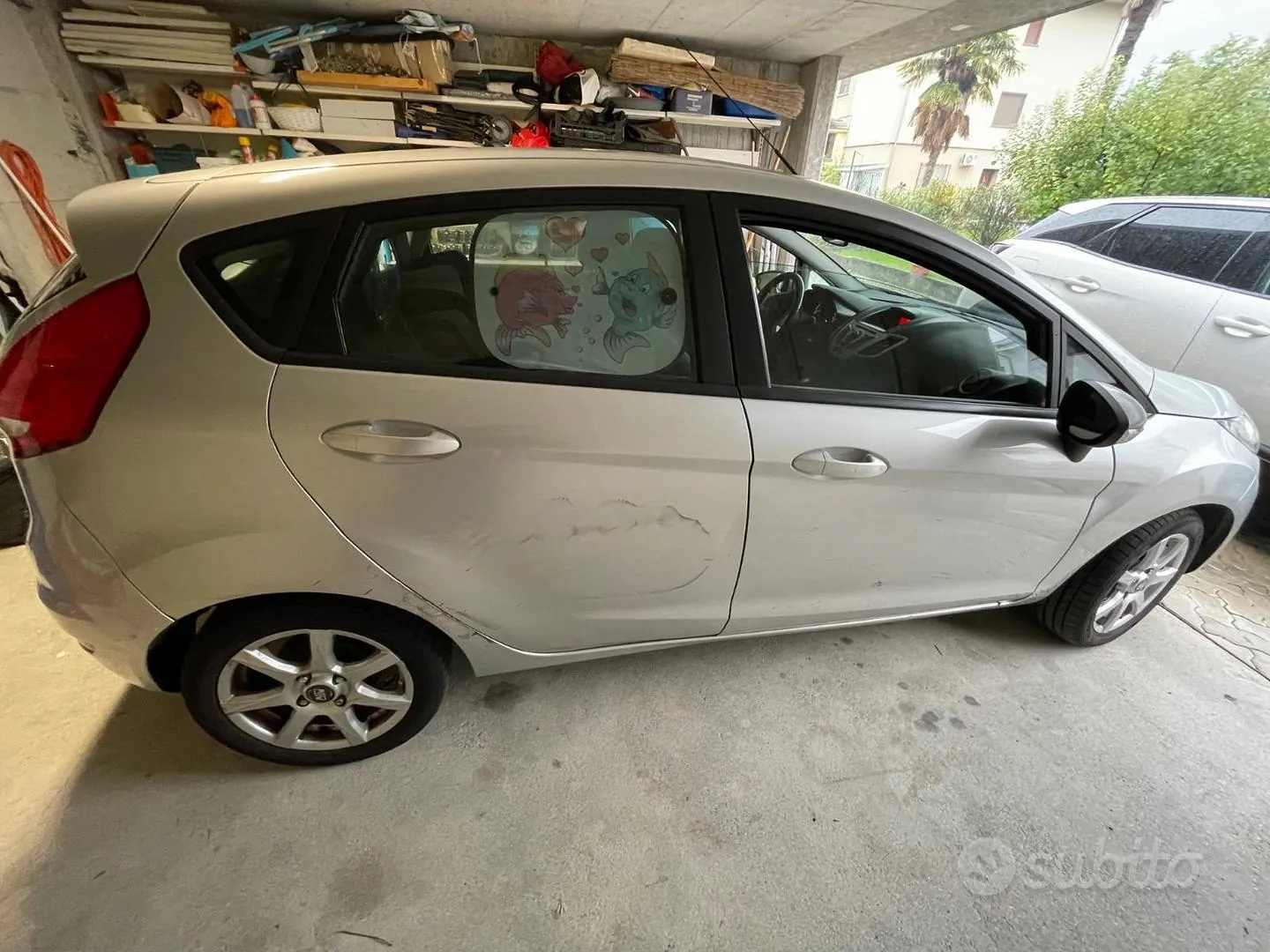 Ford Fiesta 2012 photo 2