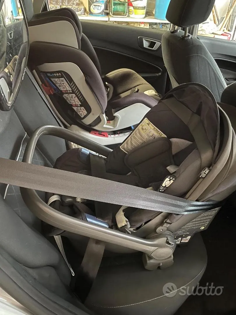 Ford Fiesta 2012 photo 4
