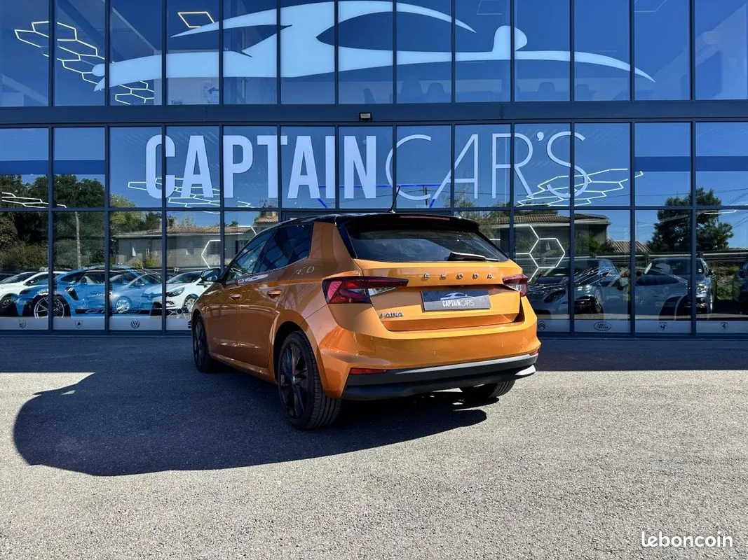 Skoda Fabia 2022 photo 4