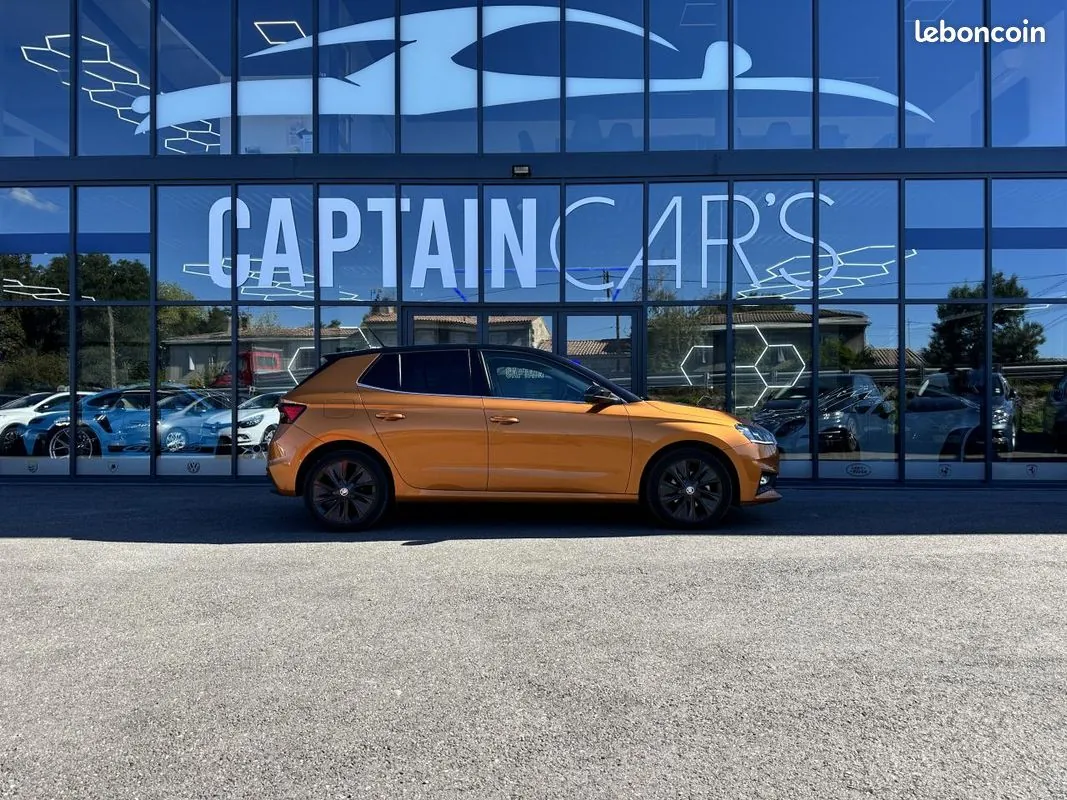 Skoda Fabia 2022 photo 2