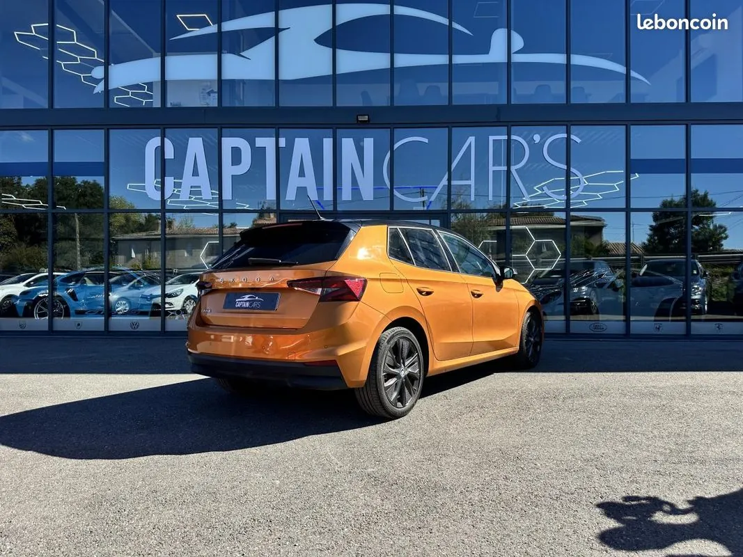 Skoda Fabia 2022 photo 3