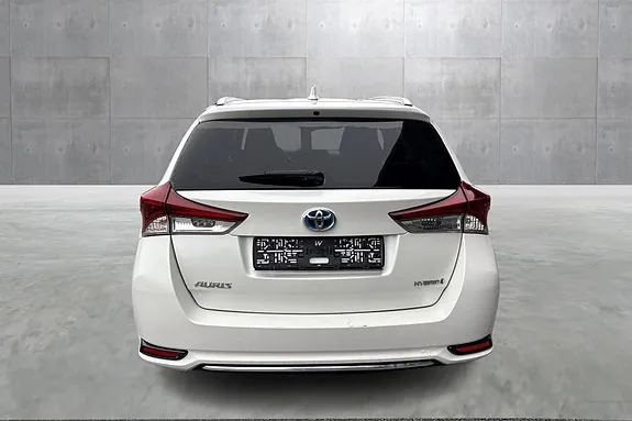 Toyota Auris 2018 photo 3