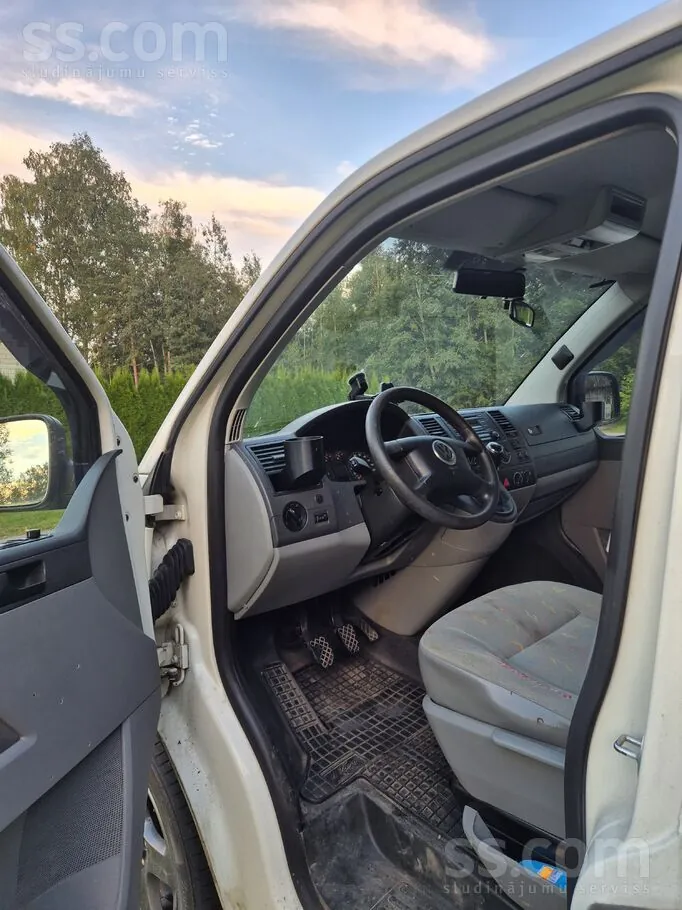 Volkswagen T5 2007 photo 5