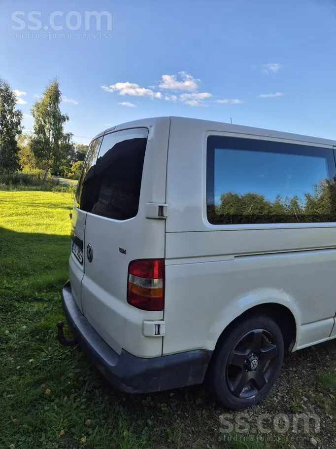 Volkswagen T5 2007 photo 3