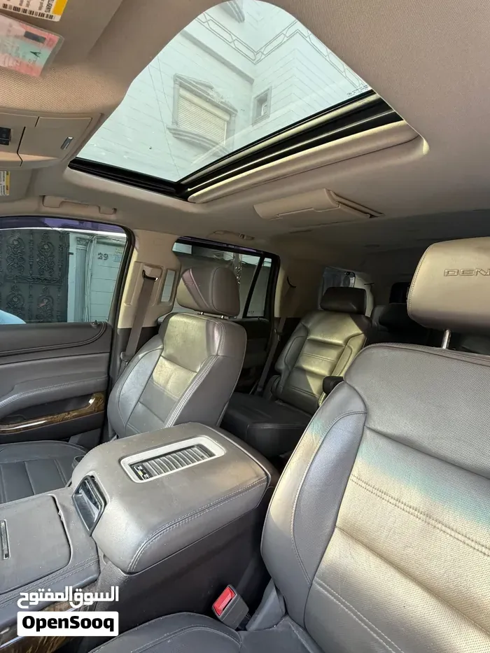 GMC Yukon Denali 2016 photo 2