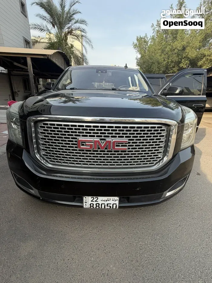 GMC Yukon Denali 2016 photo 3