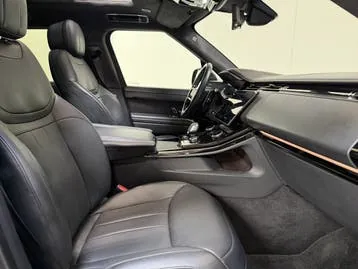 Land Rover Range Rover Sport 2023 photo 2